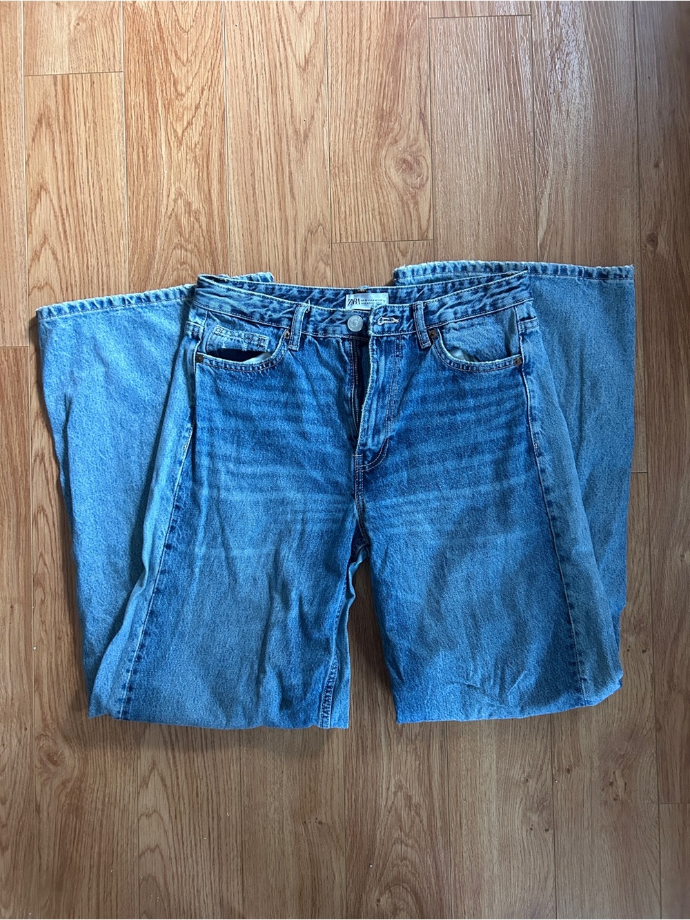 ZARA two toned blue and light denim wash high waisted wide leg jeans